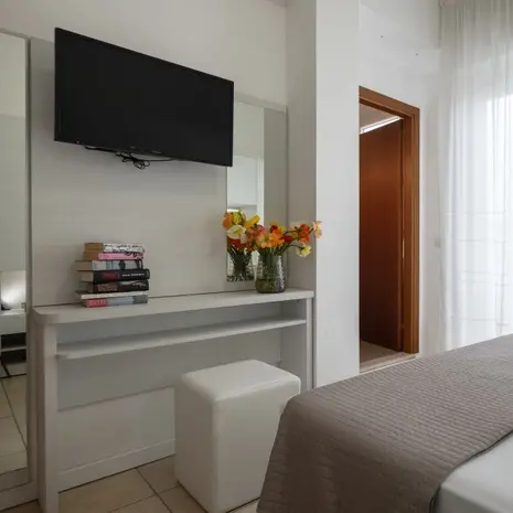 Room Oro parking view Hotel Elios Bellaria Igea Marina Room Oro parking view Hotel Elios Bellaria Igea Marina
