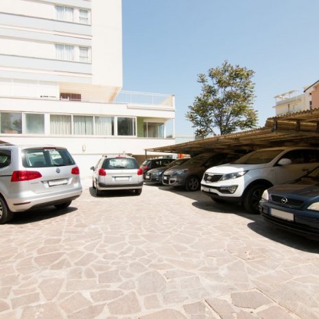 Parking Hotel Elios Bellaria Igea Marina