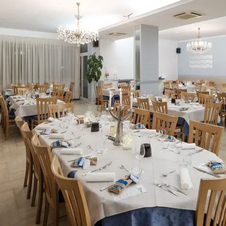 Dîner de gala Hotel Elios Bellaria Igea Marina Dîner de gala Hotel Elios Bellaria Igea Marina